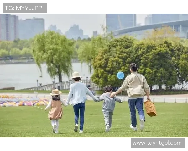 王娜的足球人生:从绿茵场到心灵深处的深度对话与成长探索 王娜的足球人生:从绿茵场到心灵深处的深度对话与成长探索