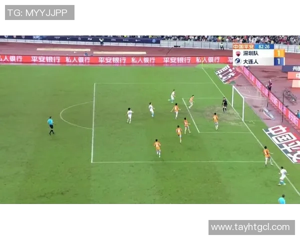 深圳足球队快攻战术分析及其在比赛中的得失表现探讨