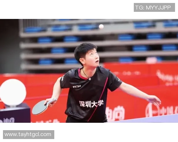 上海乒乓球队在精英赛中以90分稳居积分榜首位展现强大实力 上海乒乓球队在精英赛中以90分稳居积分榜首位展现强大实力