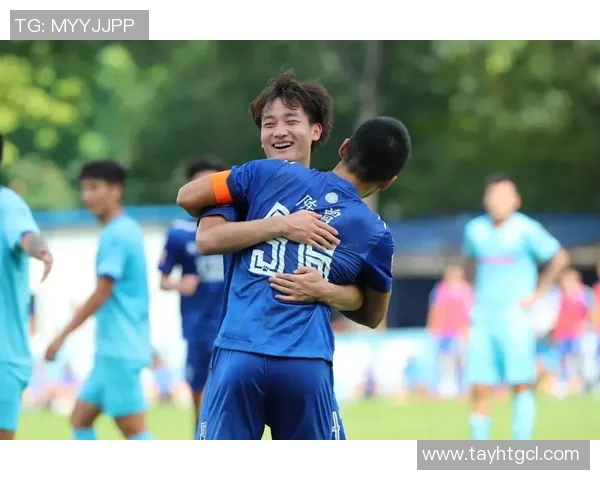 广州篮球队以76分领跑邀请赛积分榜展现强劲实力与团队合作精神